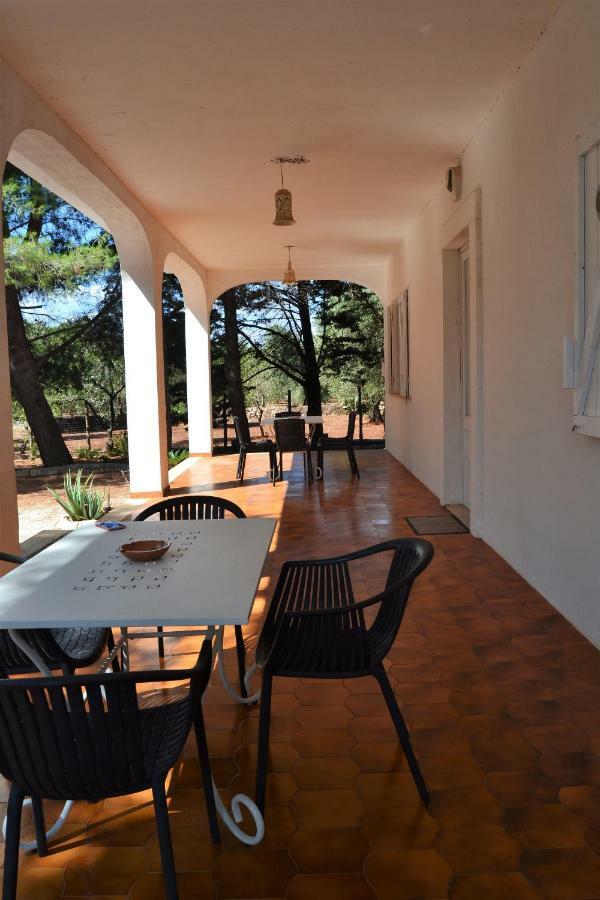 Villa Graziella ออสตูนี ภายนอก รูปภาพ